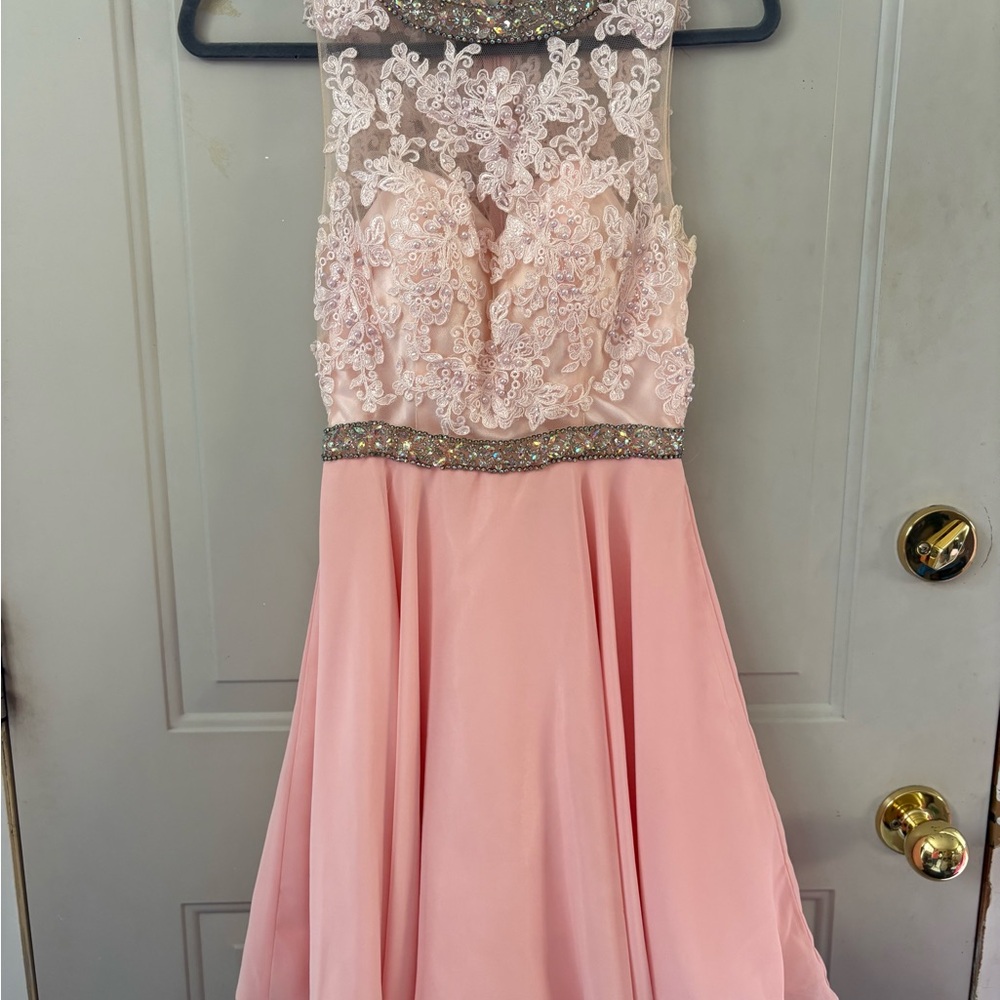 Elegant Pink Lace Grade 8 Grad Dress